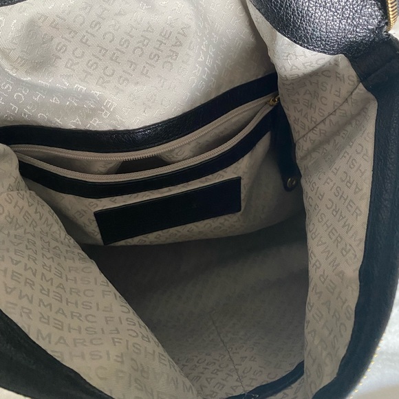 Marc Fisher handbag - Picture 3 of 7